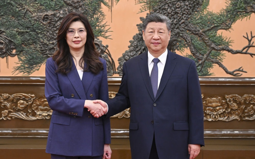 习近平总书记会见中国国民党主席郑丽文